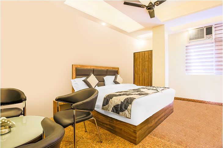 Dwarka accommodation