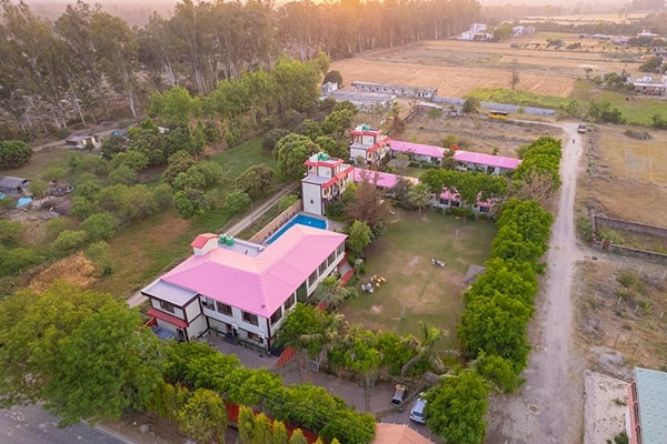 Corbett D Resort