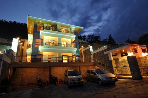 Bhimtal Hotels