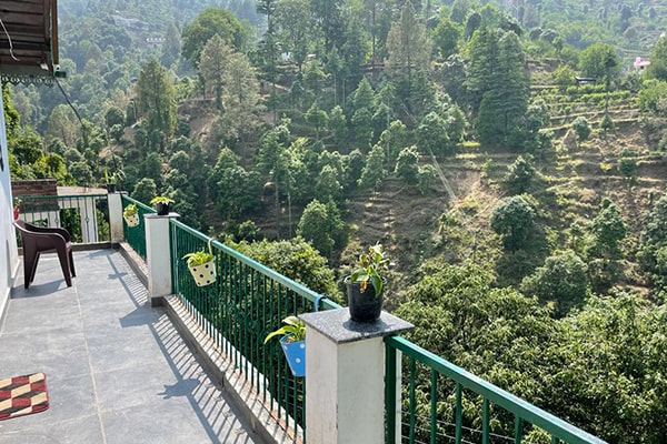 The Himalayan Living - Whispering Oaks