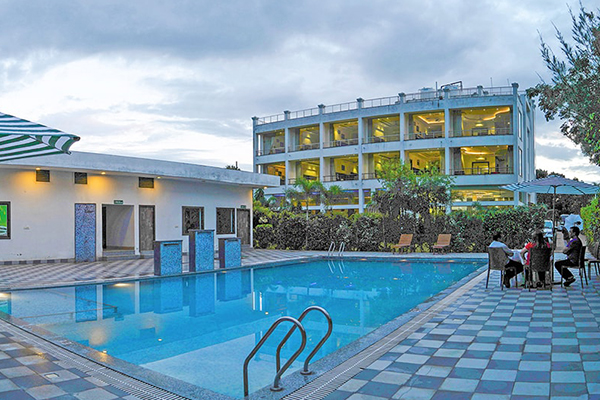 Winsome Resort & Spa