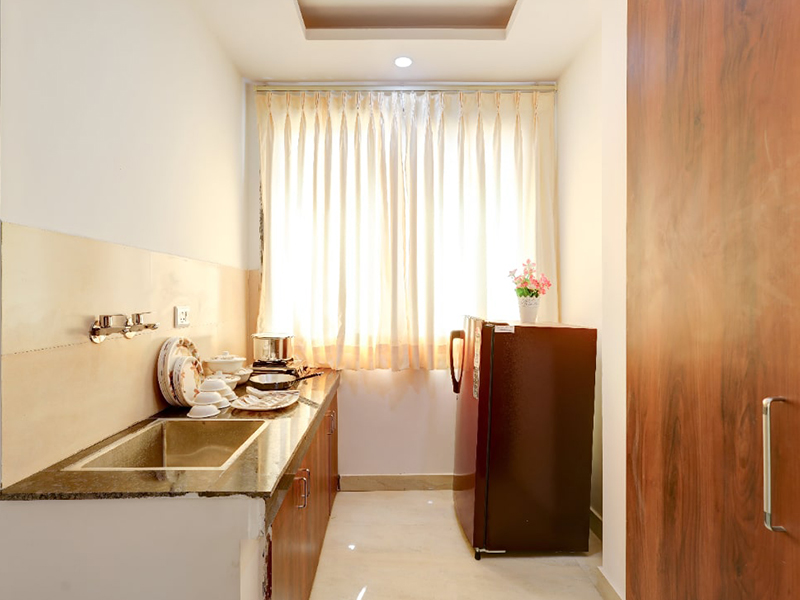 Budget rooms near Apollo Hospital