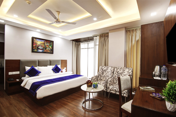 Best hotel in Jasola